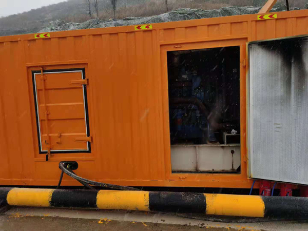 凌云发电机出租 柴油发电机组电压低报警怎么办？