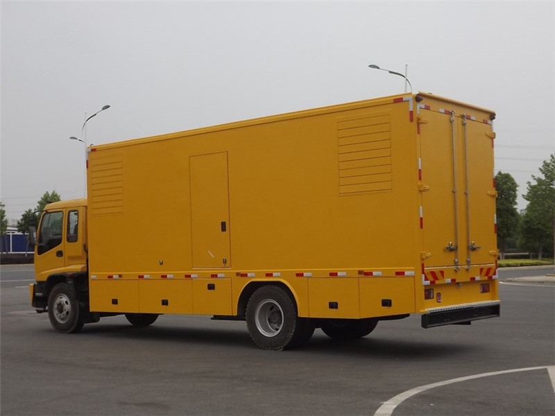 凌云发电车出租- 柴油发电机油箱怎么清洗