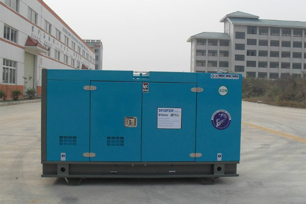 凌云发电机租赁发电机组的换季保养注意事项
