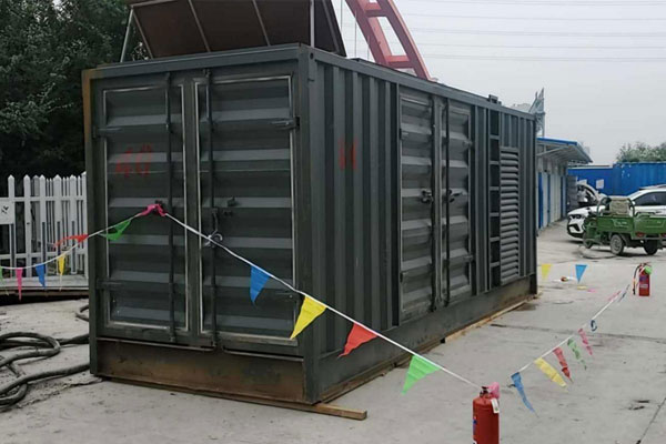 凌云发电机租赁空气滤清器多久更换一次？